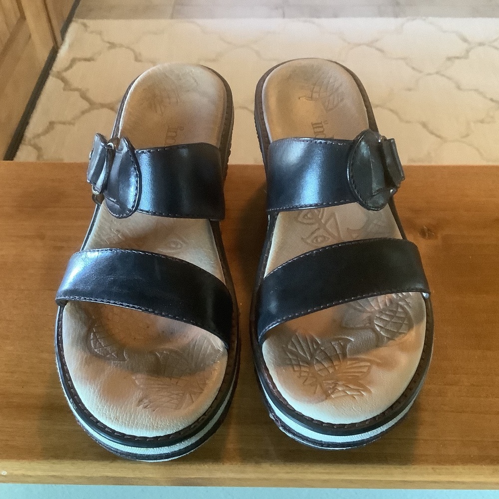 Indigo by Clarks Platform Sandals with Stitching Detail